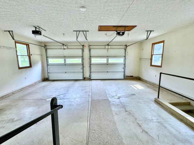 11333 Campbell Road, Mount Vernon, OH 43050