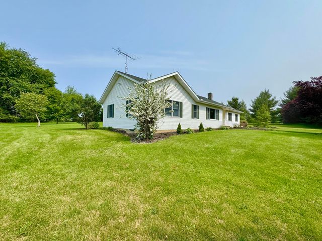 11333 Campbell Road, Mount Vernon, OH 43050
