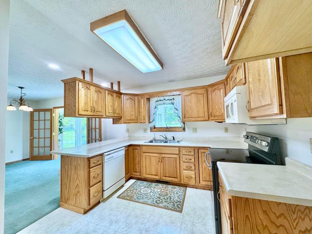11333 Campbell Road, Mount Vernon, OH 43050