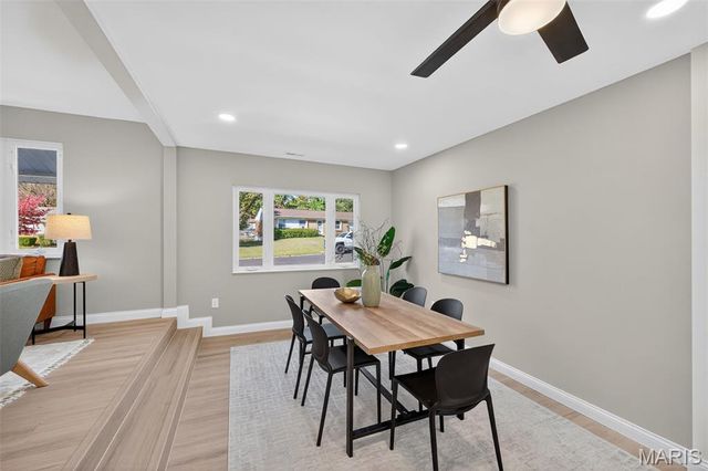 2907 Lyme Street, St Charles, MO 63301