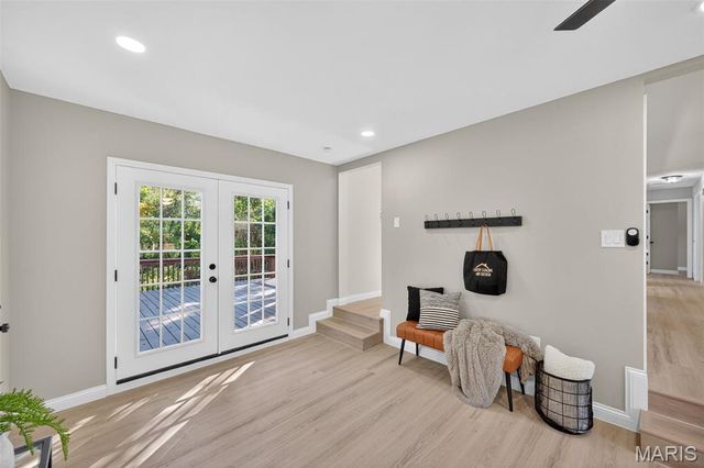 2907 Lyme Street, St Charles, MO 63301