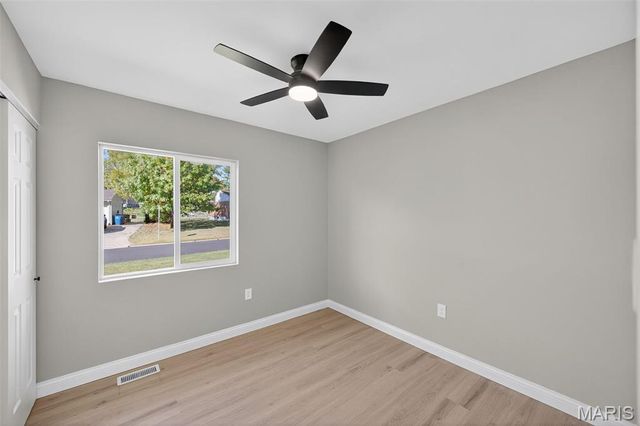 2907 Lyme Street, St Charles, MO 63301