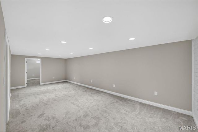 2907 Lyme Street, St Charles, MO 63301