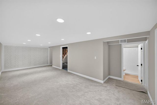 2907 Lyme Street, St Charles, MO 63301