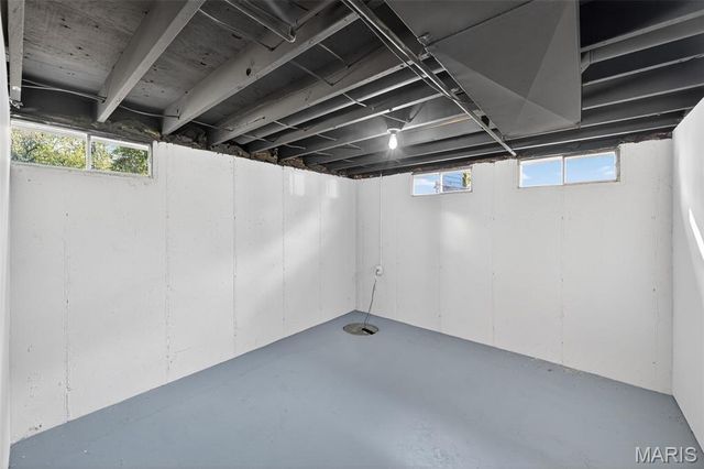 2907 Lyme Street, St Charles, MO 63301