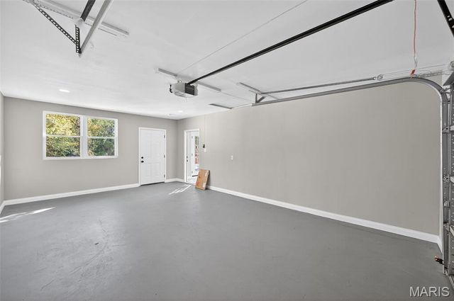 2907 Lyme Street, St Charles, MO 63301