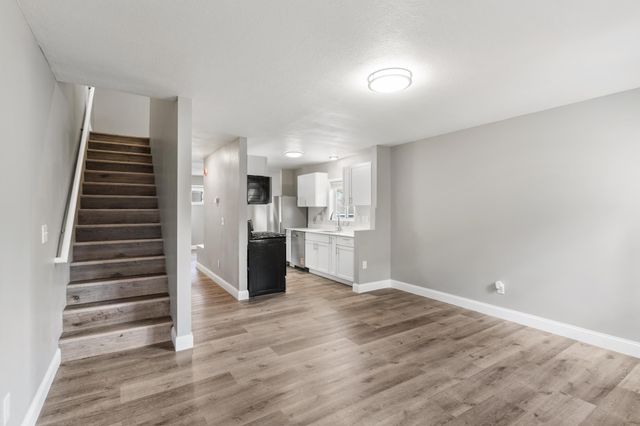 2443 Elliot Avenue, Minneapolis, MN 55404