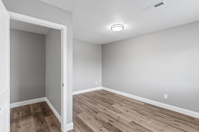 2443 Elliot Avenue, Minneapolis, MN 55404