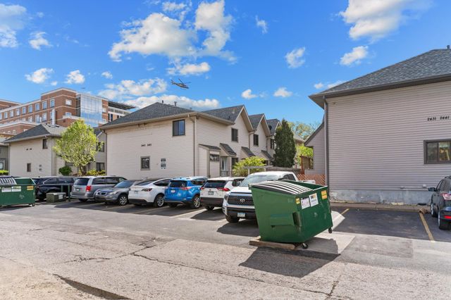 2443 Elliot Avenue, Minneapolis, MN 55404