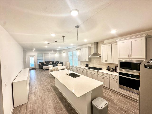 21122 Milazzo Park Trail, Tomball, TX 77377