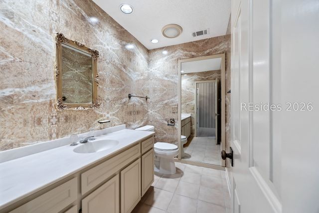 22 Sally Port Rd, Hilton Head Island, SC 29928