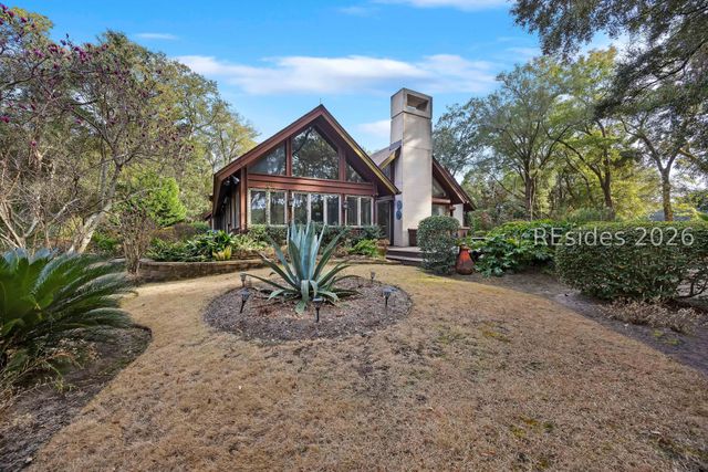 22 Sally Port Rd, Hilton Head Island, SC 29928