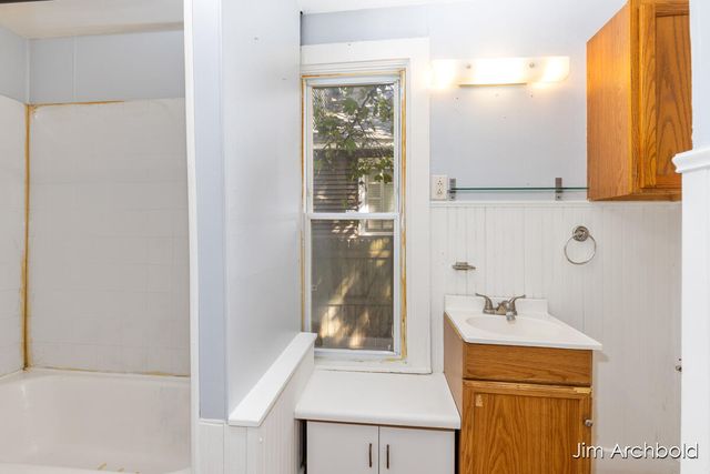 816 Jennette Avenue Nw, City Of Grand Rapids, MI 49504