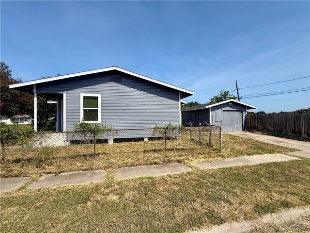 1002 Vernon Dr, Corpus Christi, TX 78407