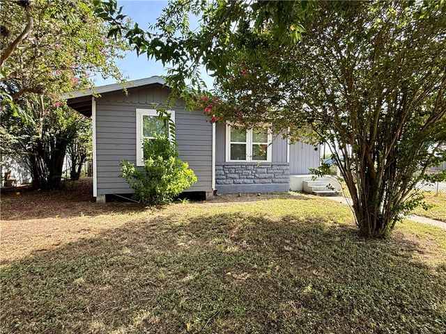 1002 Vernon Dr, Corpus Christi, TX 78407