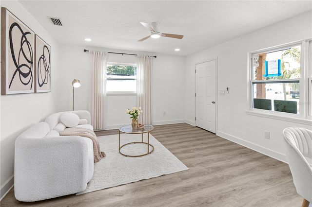 2917 W CLIFTON STREET, Tampa, FL 33614