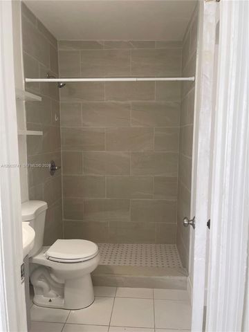 317 E 8th St 3, Hialeah, FL 33010