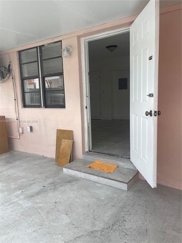 317 E 8th St 3, Hialeah, FL 33010