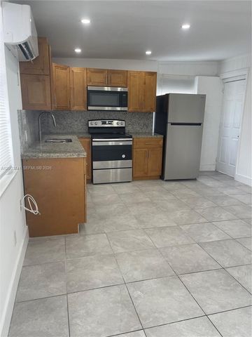 317 E 8th St 3, Hialeah, FL 33010