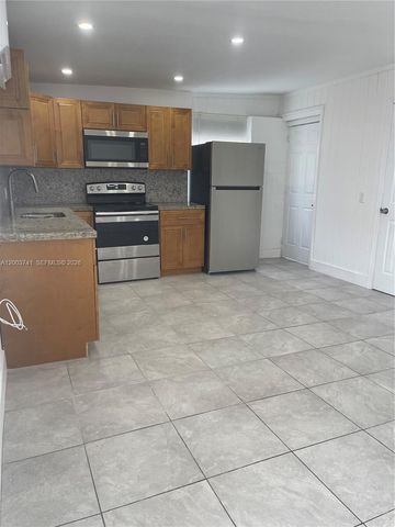 317 E 8th St 3, Hialeah, FL 33010