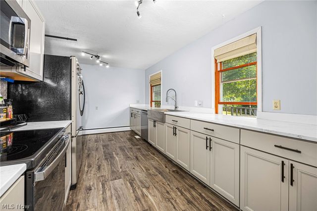 974 Skyland Drive, Macedonia, OH 44056