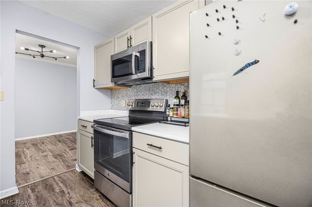 974 Skyland Drive, Macedonia, OH 44056
