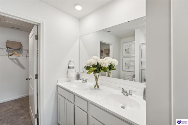 261 Saratoga Ln, Elizabethtown, KY 42701