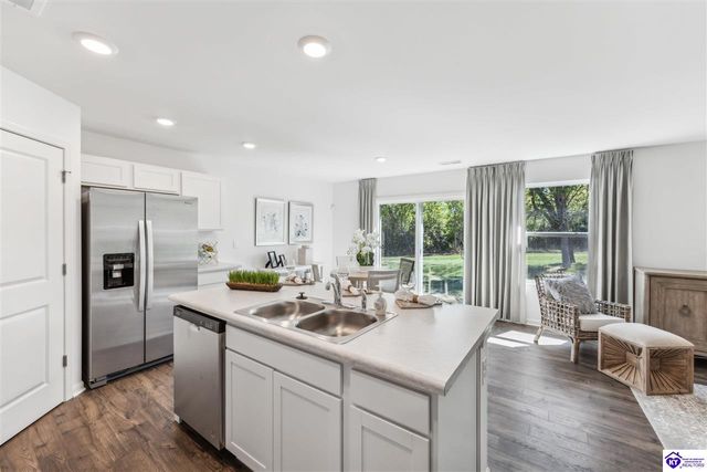 261 Saratoga Ln, Elizabethtown, KY 42701