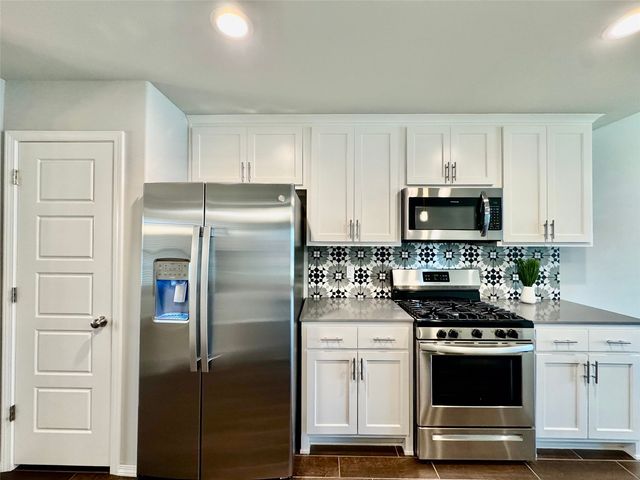 6615 S 18th Place, Broken Arrow, OK 74011