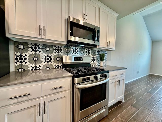 6615 S 18th Place, Broken Arrow, OK 74011