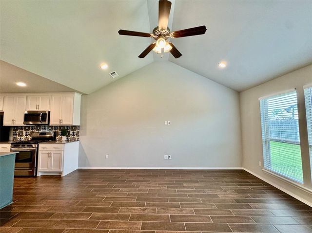 6615 S 18th Place, Broken Arrow, OK 74011