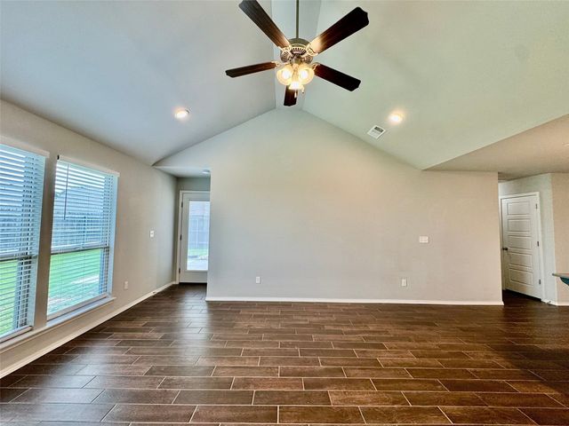 6615 S 18th Place, Broken Arrow, OK 74011