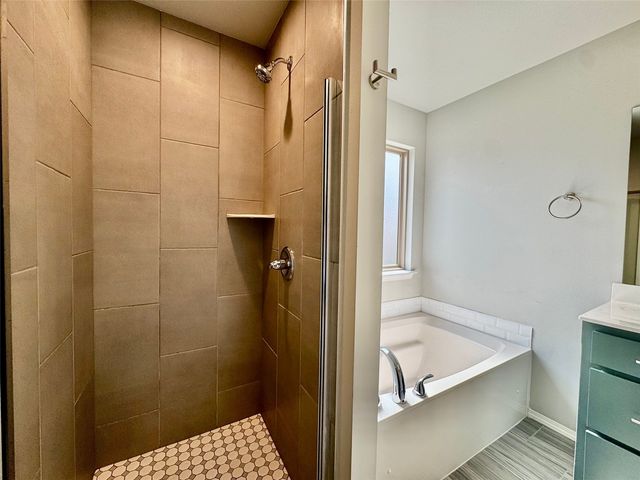 6615 S 18th Place, Broken Arrow, OK 74011