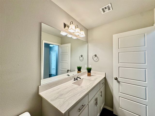 6615 S 18th Place, Broken Arrow, OK 74011