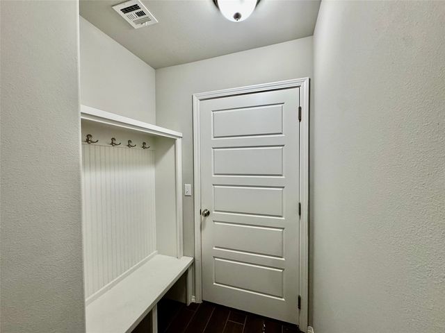 6615 S 18th Place, Broken Arrow, OK 74011