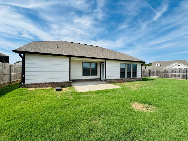 6615 S 18th Place, Broken Arrow, OK 74011