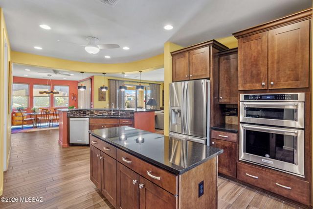 10369 S Coupe Place, Vail, AZ 85641