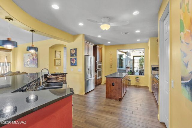 10369 S Coupe Place, Vail, AZ 85641