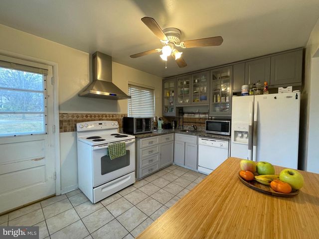 2211 MARK CT, Silver Spring, MD 20910