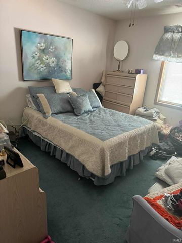 2427 Valley Creek Run, New Haven, IN 46774