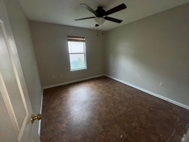 4746 Connor Drive, Crestview, FL 32539