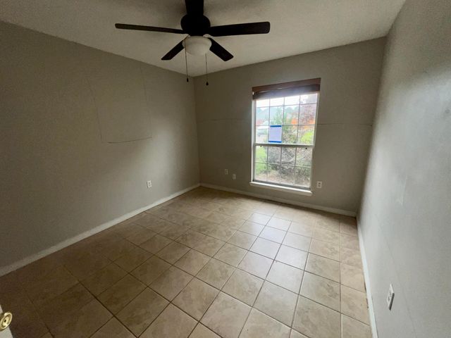 4746 Connor Drive, Crestview, FL 32539