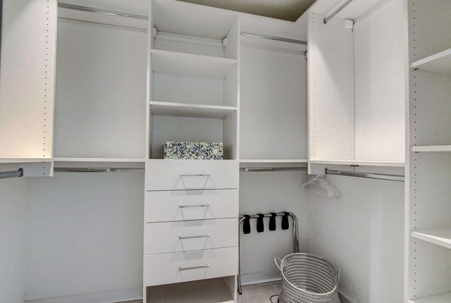 717 NE 1st Court, Delray Beach, FL 33483