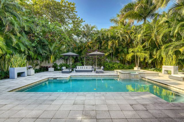 717 NE 1st Court, Delray Beach, FL 33483