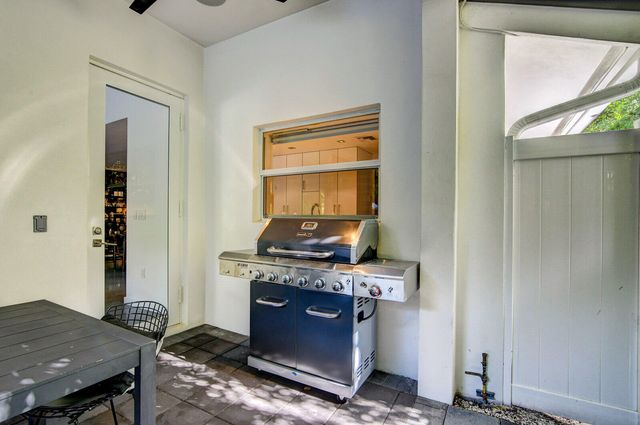 717 NE 1st Court, Delray Beach, FL 33483