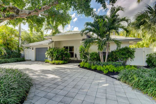 717 NE 1st Court, Delray Beach, FL 33483