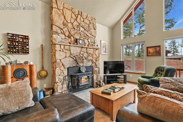 938 Spring Valley Lane, Florissant, CO 80816