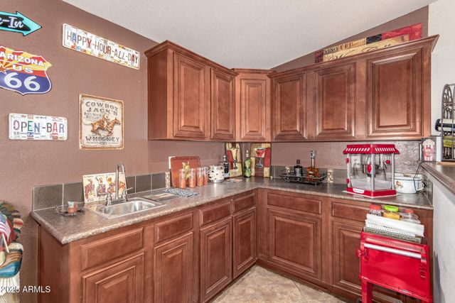 4753 N SAGUARO Drive, Apache Junction, AZ 85120