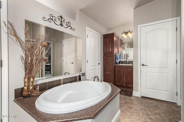 4753 N SAGUARO Drive, Apache Junction, AZ 85120