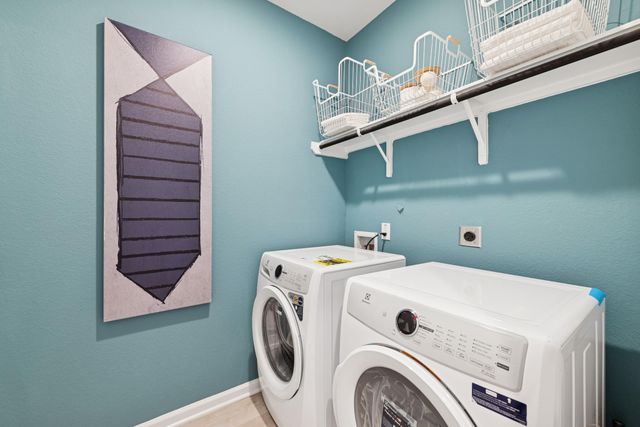 6127 Royal Palm Drive, Manvel, TX 77578